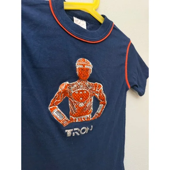 Vintage Kids 80s Holographic Tron T-Shirt Pilgrim 6/7 - Picture 3 of 7